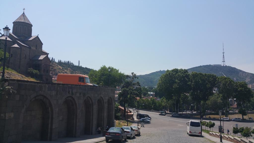 Hotel Feri Tiflis Exterior foto