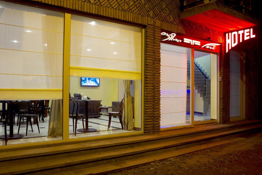 Hotel Feri Tiflis Exterior foto